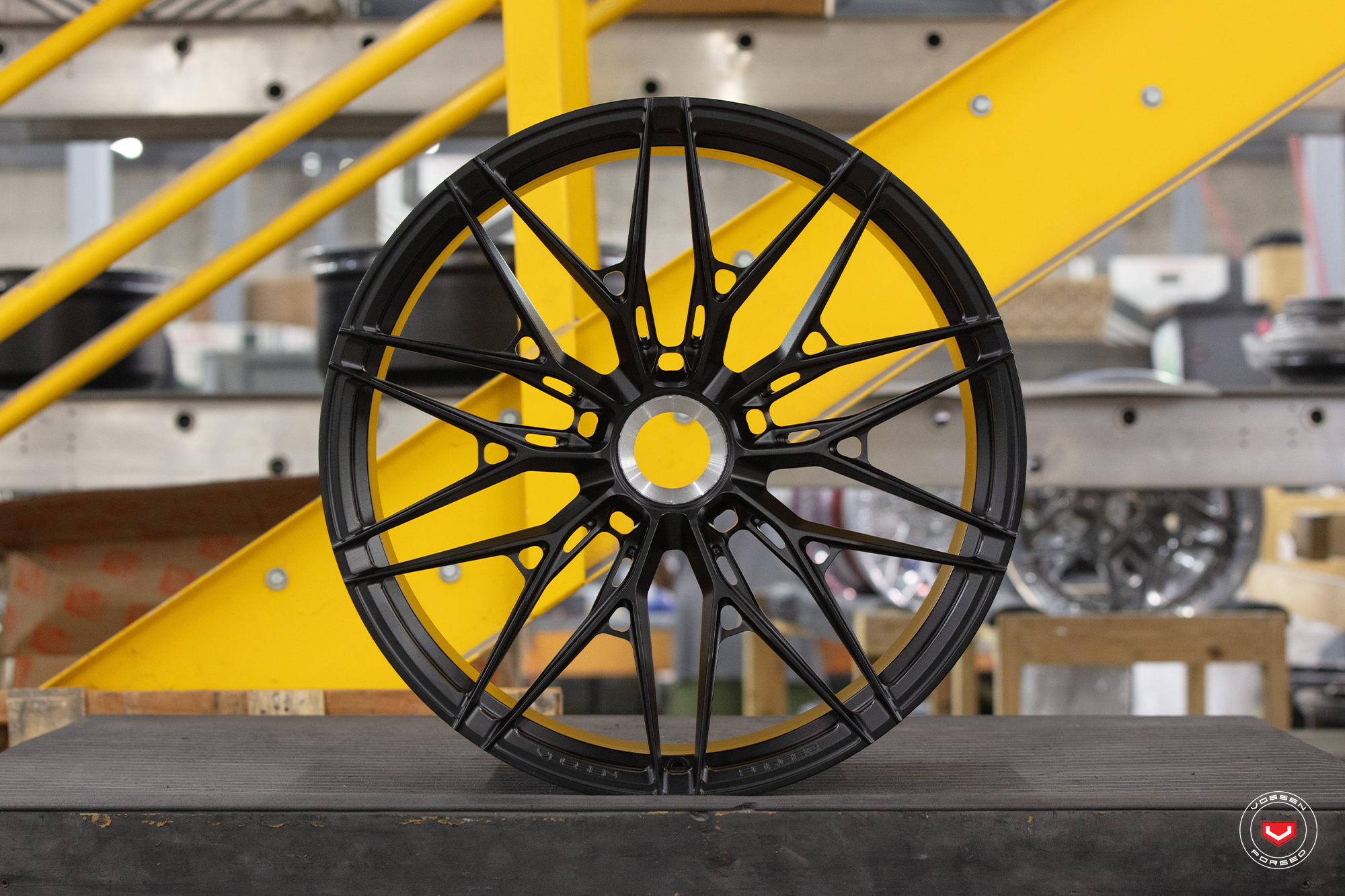 SERIES 21 S2102 (CENTERLOCK) Vossen Wheels