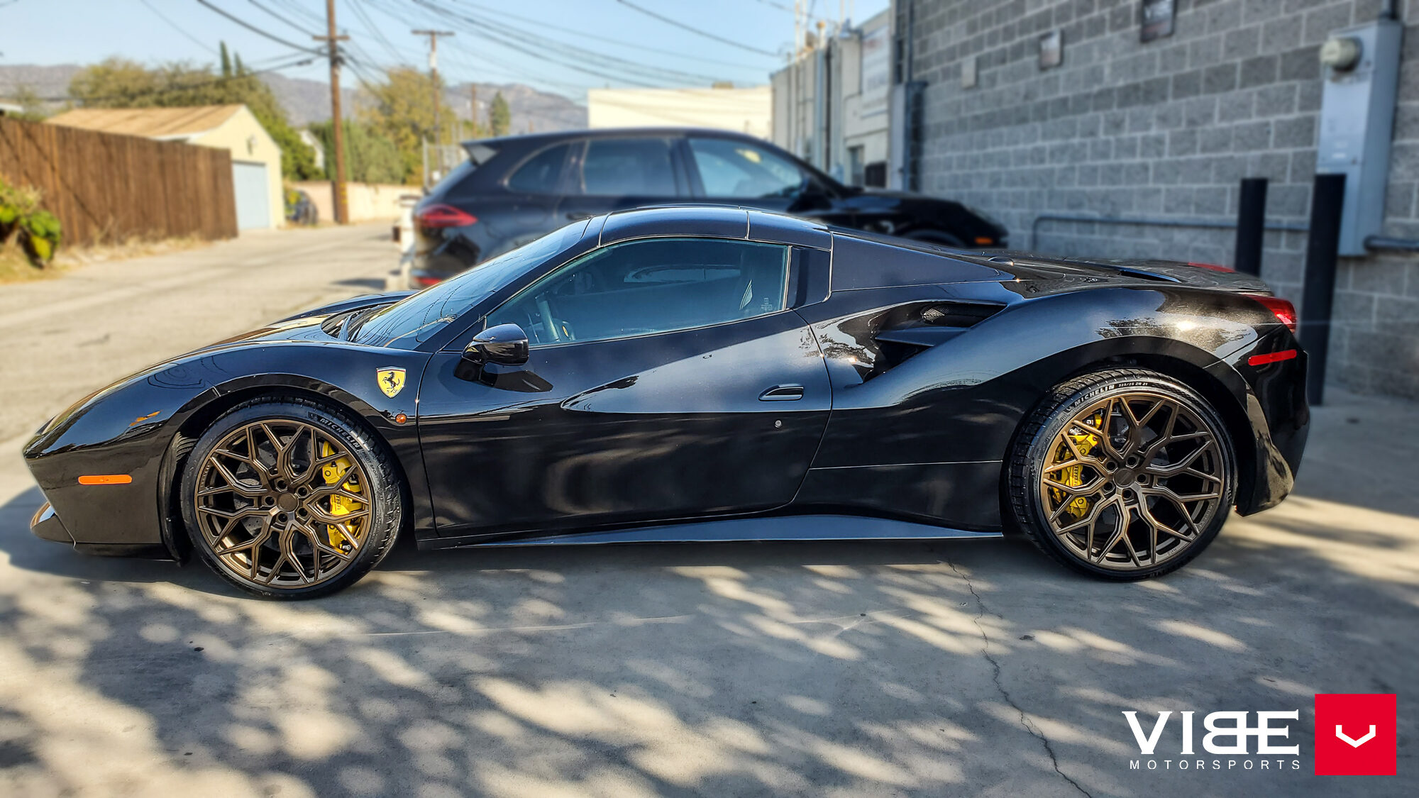 FERRARI 488 - HYBRID FORGED SERIES: HF-2 - Vossen Wheels