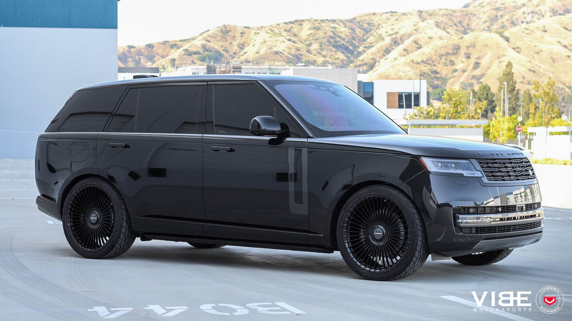 Range Rover Style 17 LAND ROVER RANGE ROVER - SERIES 17: S17-16 - Vossen Wheels