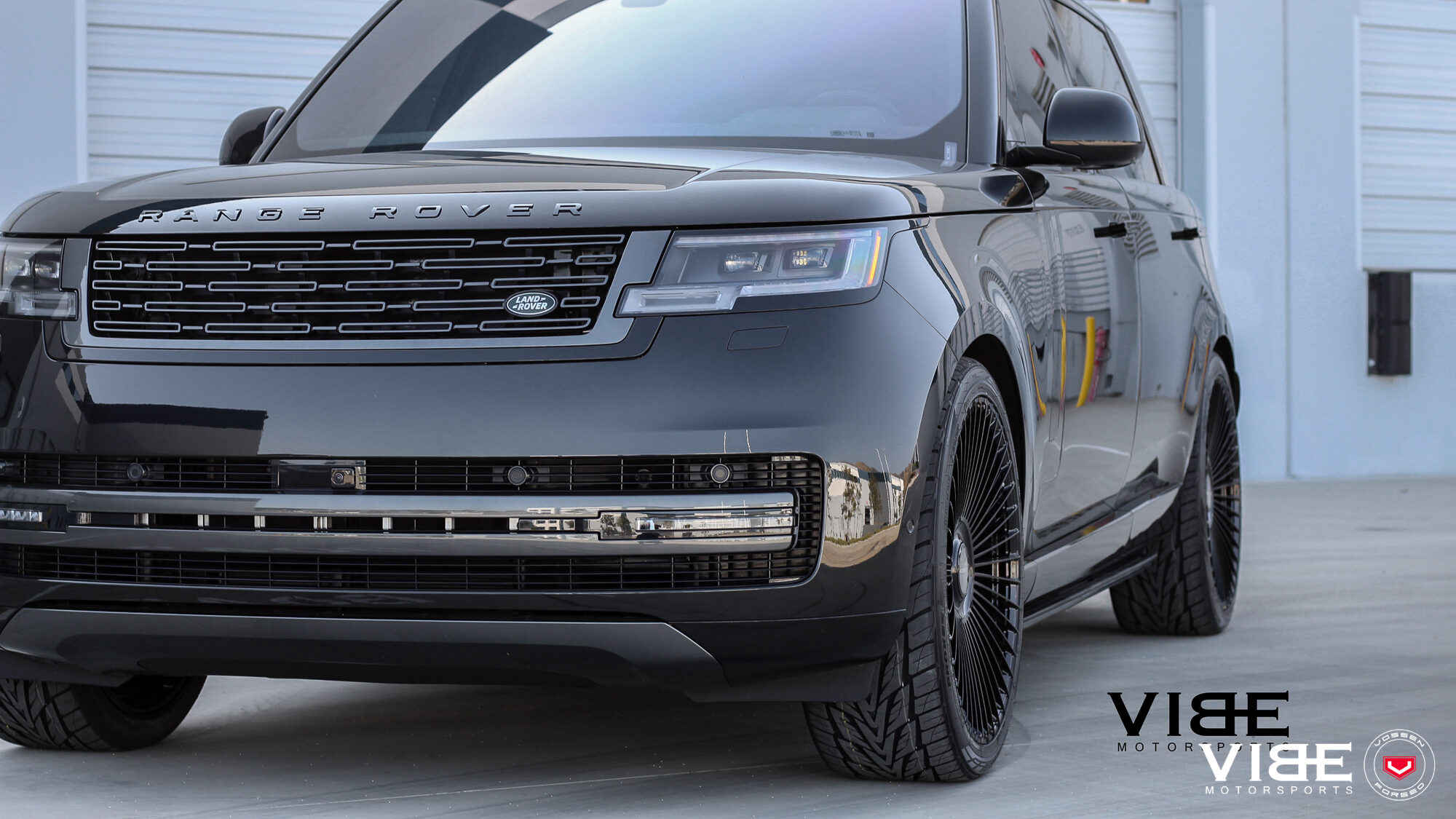 Range Rover Style 17 LAND ROVER RANGE ROVER - SERIES 17: S17-16 - Vossen Wheels