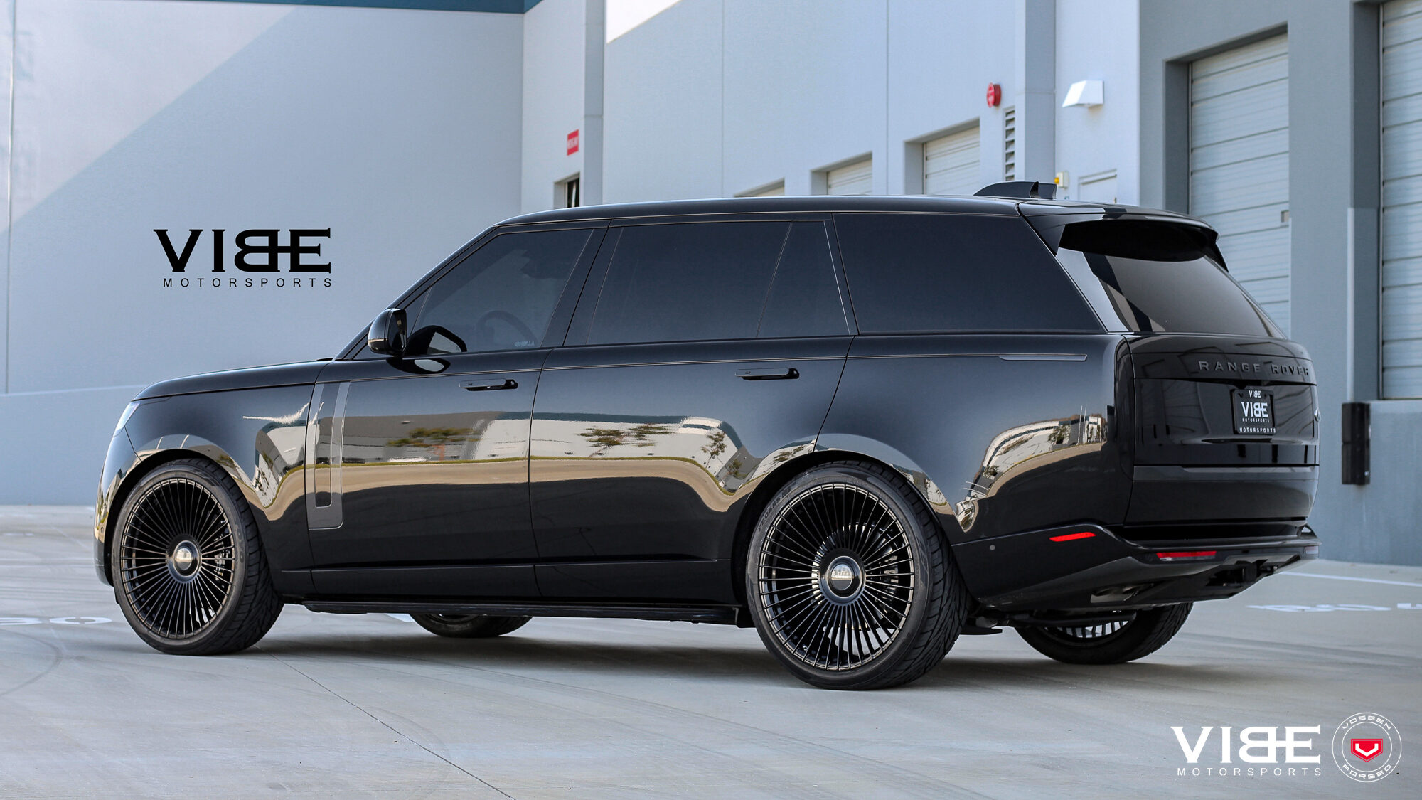 Range Rover Style 17 LAND ROVER RANGE ROVER - SERIES 17: S17-16 - Vossen Wheels