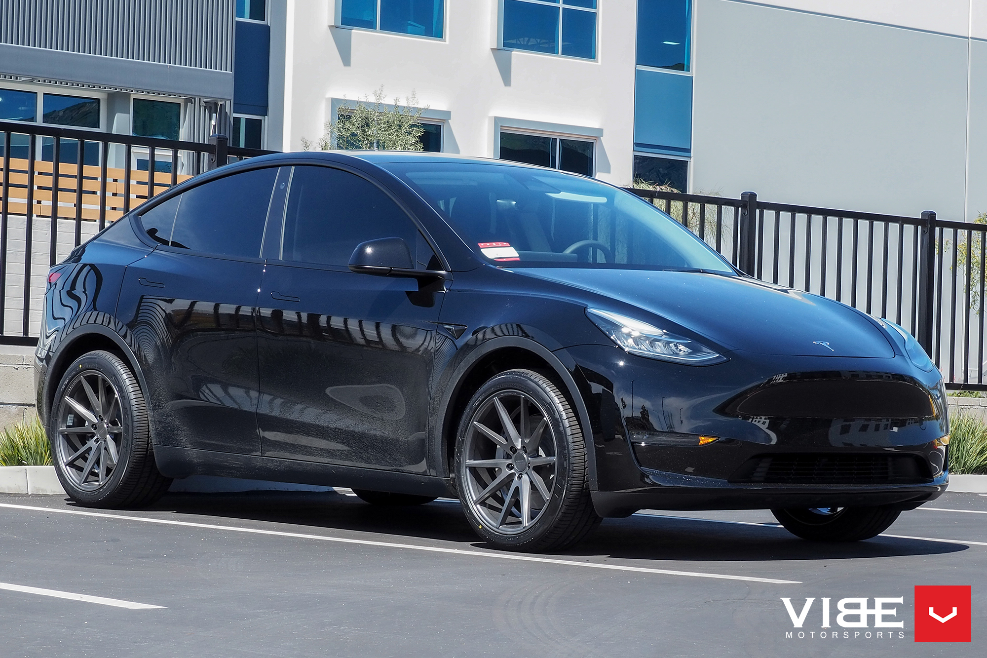 Tesla Model Y Looks Quite Bold On Gold Vossen Wheels