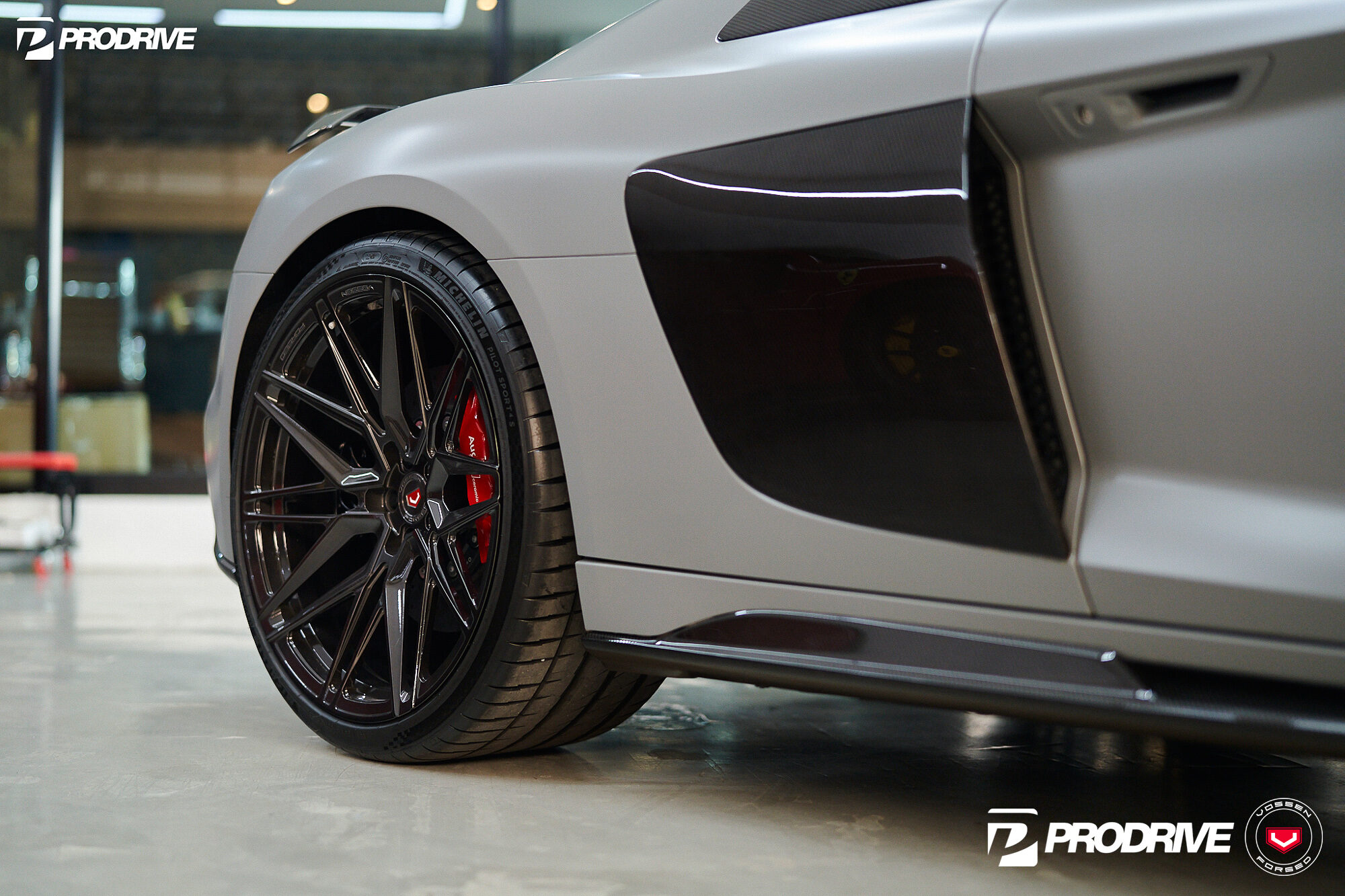 AUDI R8 - EVO SERIES: EVO-5 - Vossen Wheels