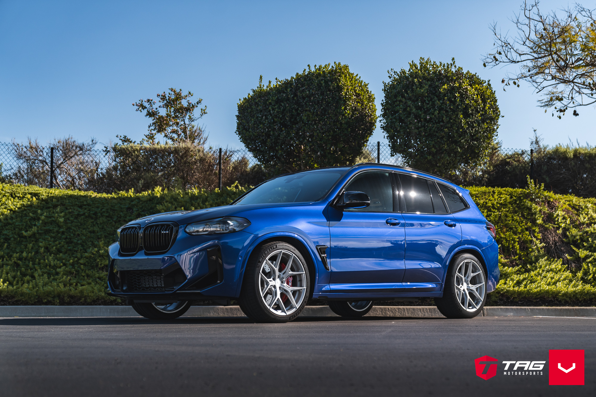 X3m Custom BMW X3M - HYBRID FORGED SERIES: HF-5 - Vossen Wheels