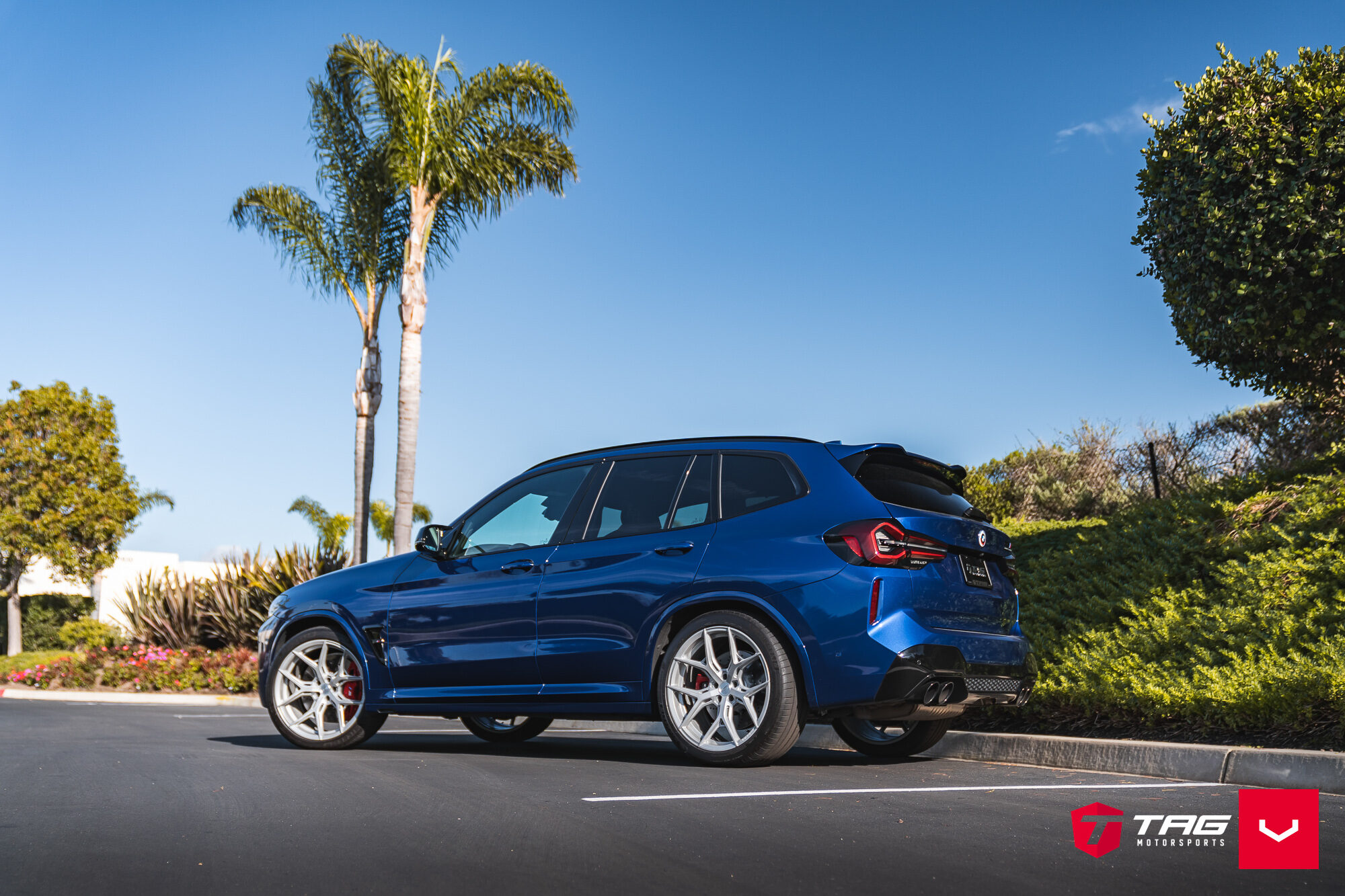 X3m Custom BMW X3M - HYBRID FORGED SERIES: HF-5 - Vossen Wheels