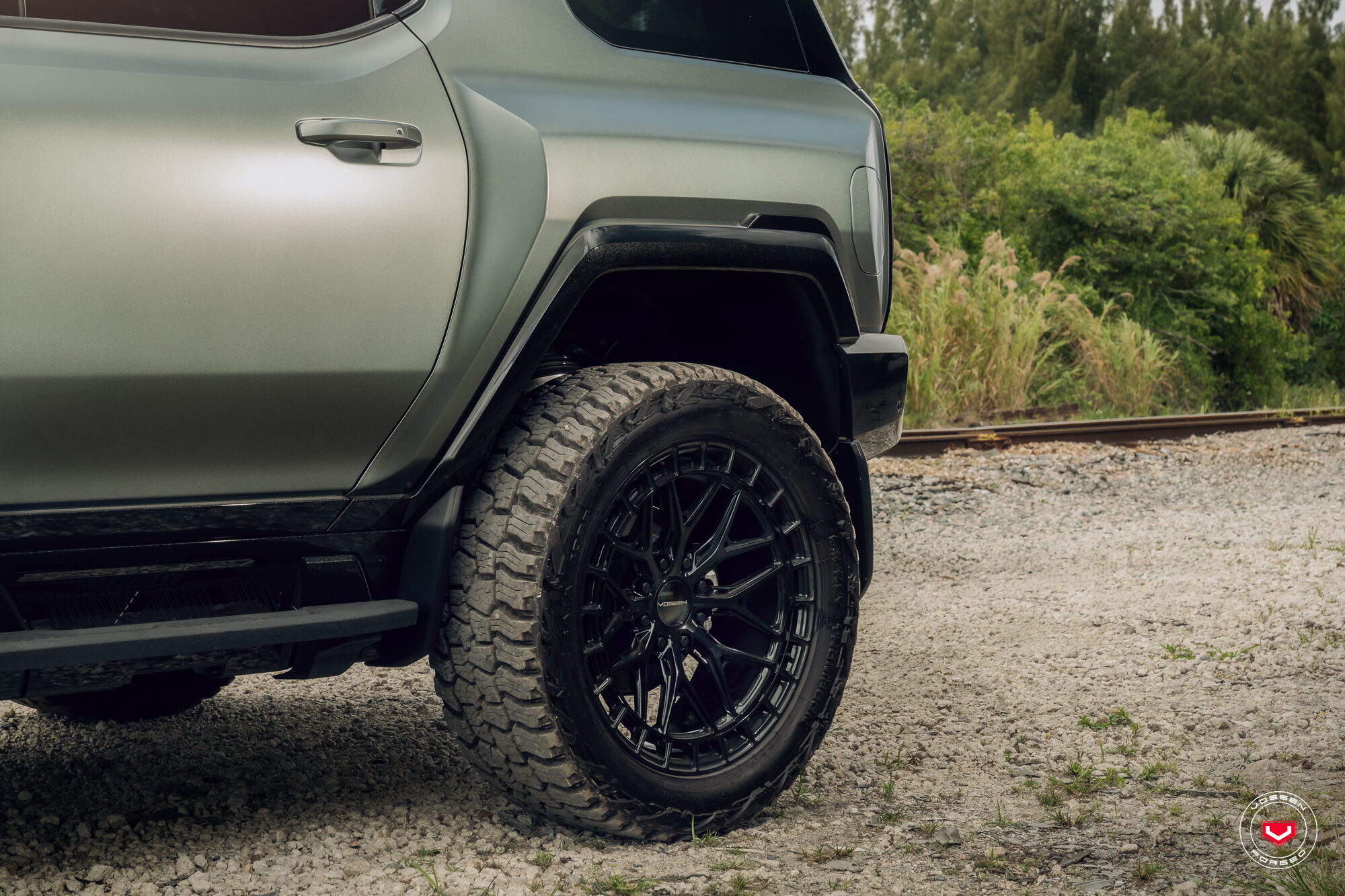 HUMMER EV - LC3 SERIES: LC3-01 (8-LUG) - Vossen Wheels