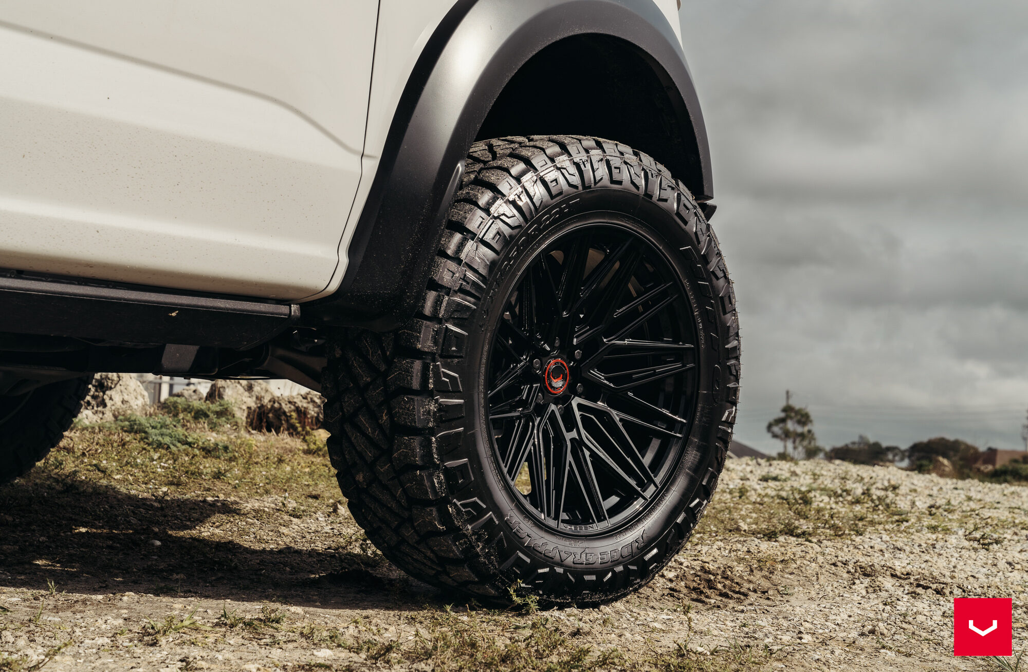 Raptor R Rims FORD RAPTOR R - HYBRID FORGED SERIES: HF6-5 - Vossen Wheels