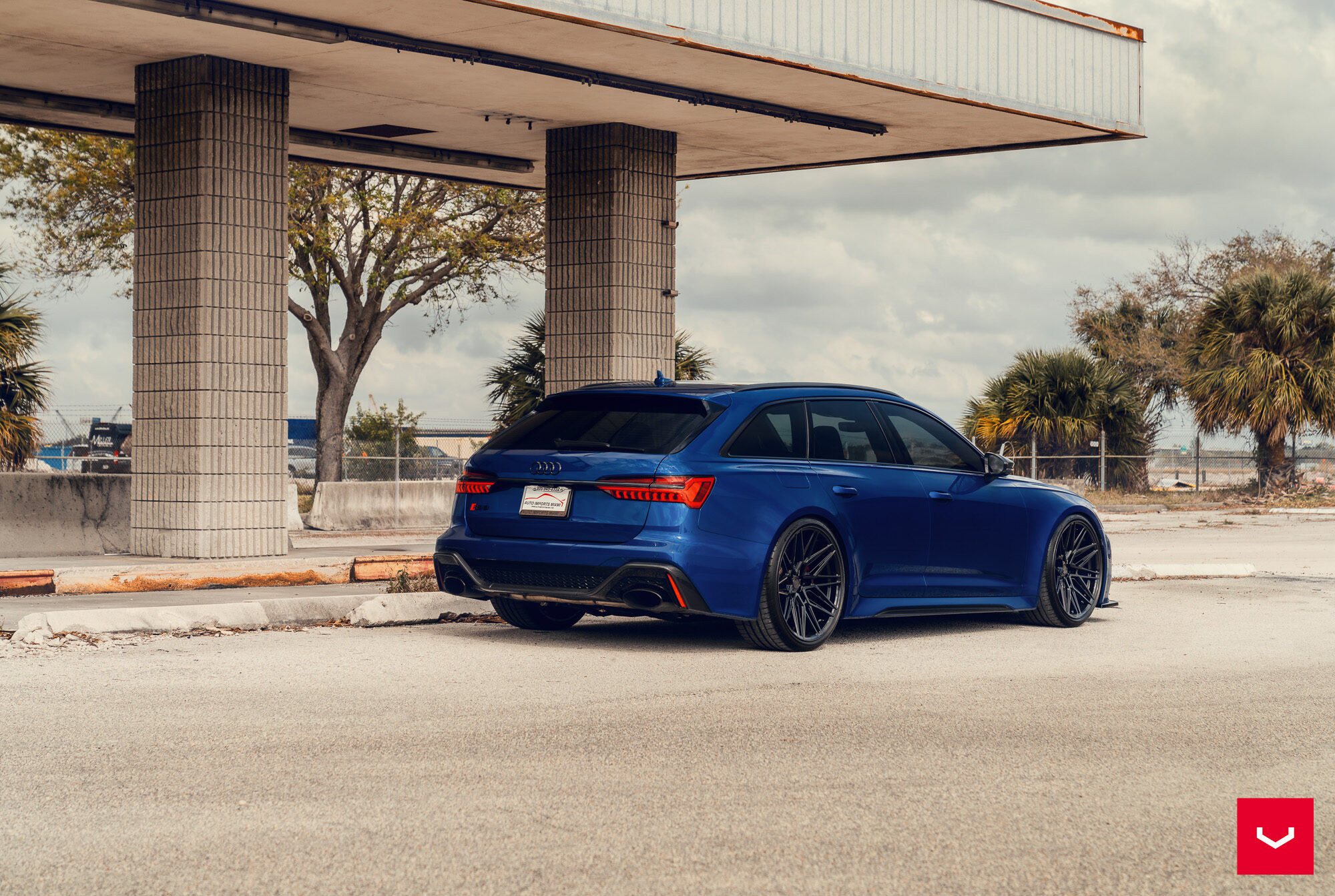 AUDI RS6 - HYBRID FORGED SERIES: HF-7 - Vossen Wheels