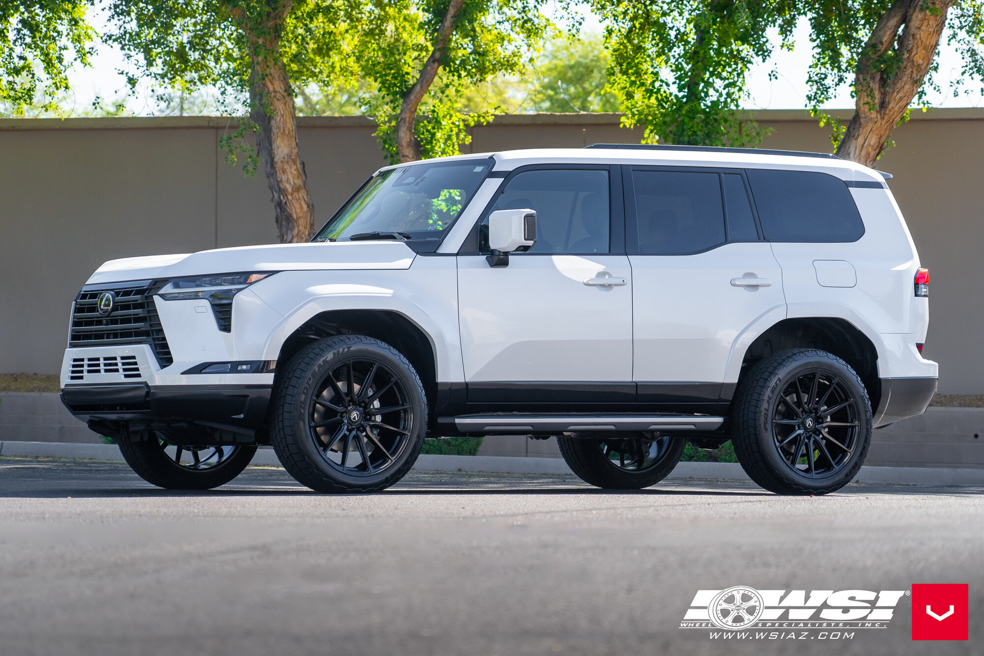 LEXUS GX550 - HYBRID FORGED SERIES: HF6-1 - Vossen Wheels