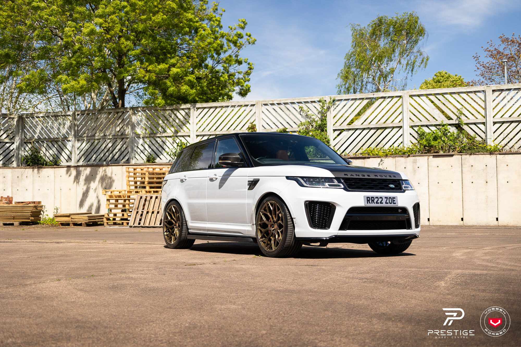 Range Rover Style 17 RANGE ROVER SVR - SERIES 17: S17-01 - Vossen Wheels