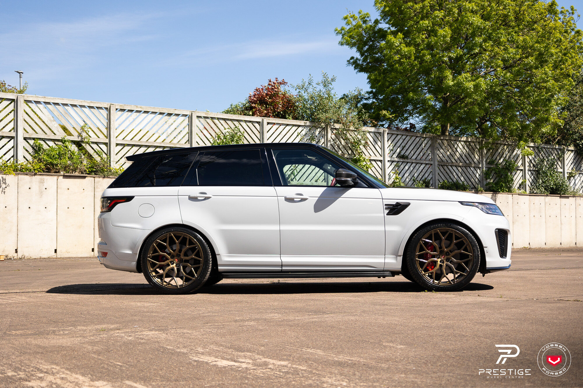 Range Rover Style 17 RANGE ROVER SVR - SERIES 17: S17-01 - Vossen Wheels