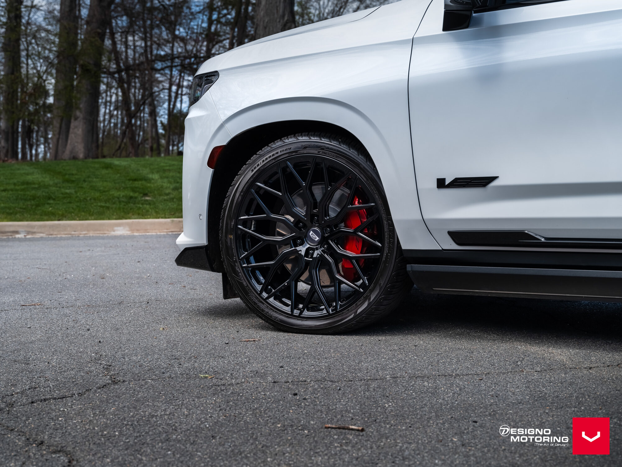 CADILLAC ESCALADE V - HYBRID FORGED SERIES: HF6-3 - Vossen Wheels