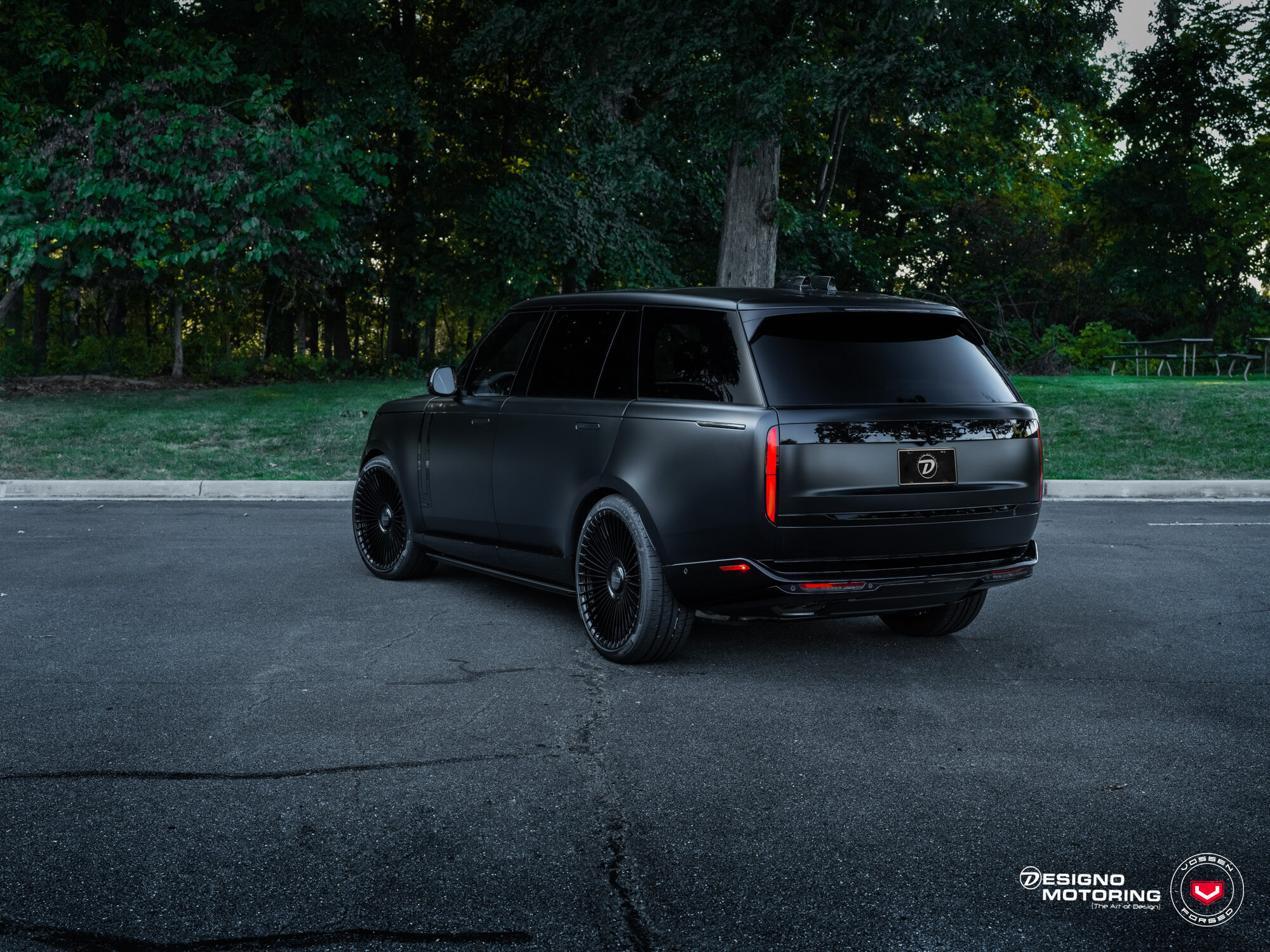Range Rover Style 17 LAND ROVER RANGE ROVER - SERIES 17: S17-16 - Vossen Wheels