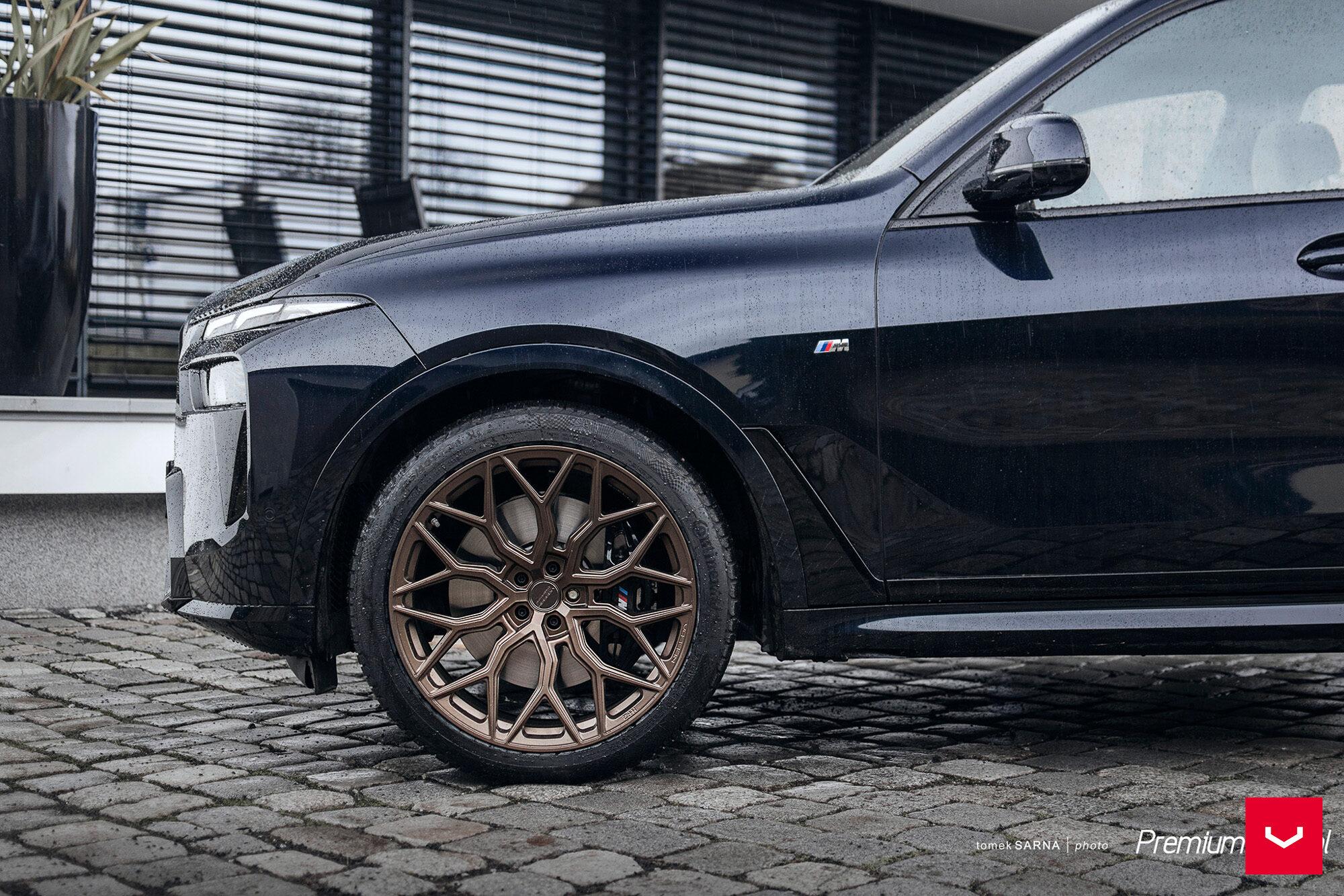 BMW X7 - HYBRID FORGED SERIES: HF-2 - Vossen Wheels