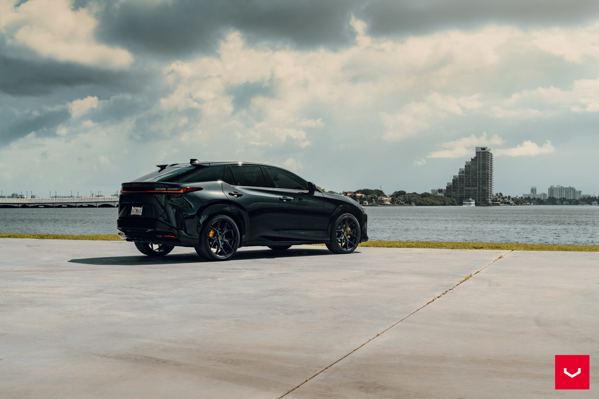 Lexus RZ450e - Hybrid Forged Series: HF-5 - Vossen Wheels