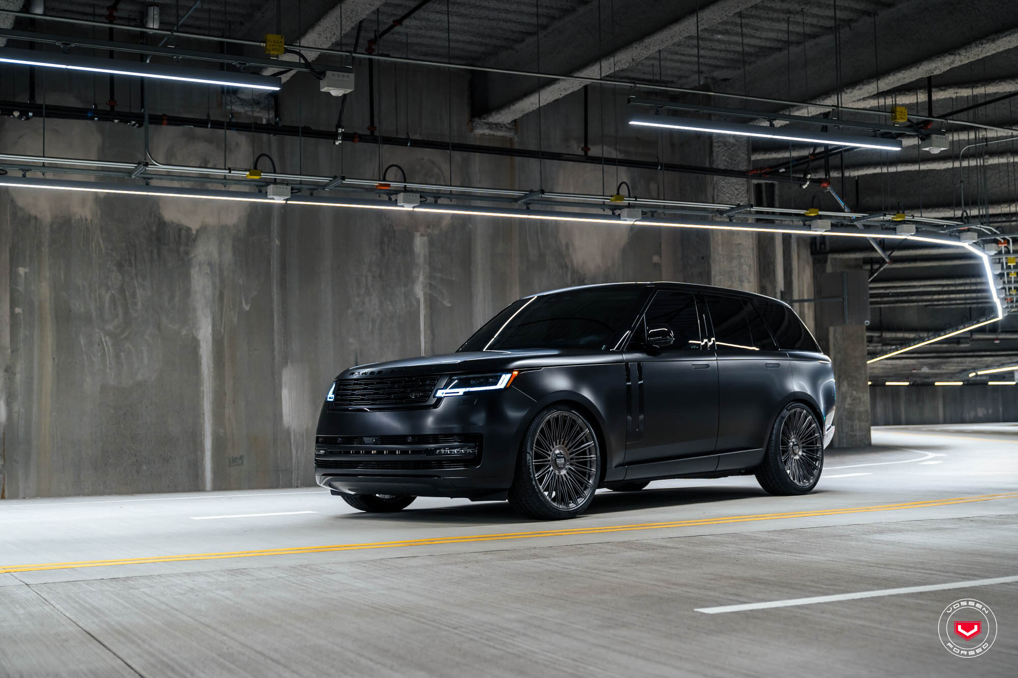 Range Rover Style 17 Land Rover Range Rover - Series 17: S17-14 - Vossen Wheels