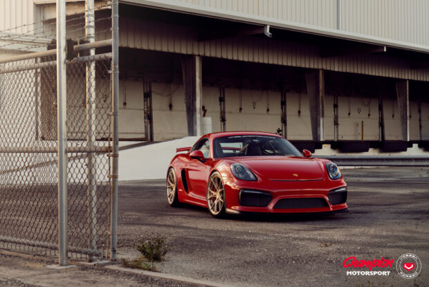 Porsche Cayman GT4 – Vossen x Champion RS74