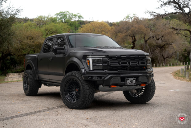 Ford F-150 Raptor R – LCX Series: LCX-03