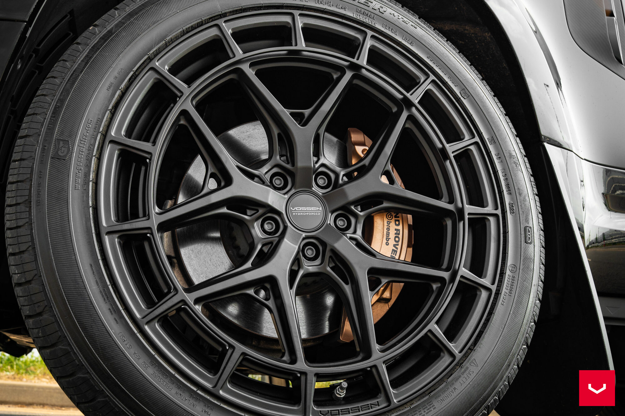 Land Rover Defender 90 - HFX Series: HFX-1 (5-Lug) - Vossen Wheels