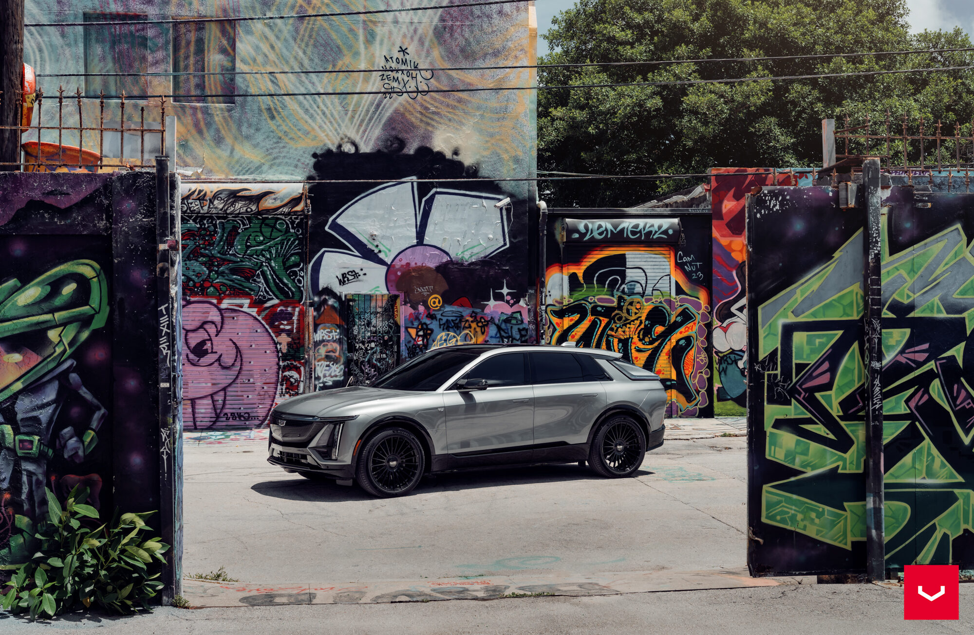 Custom Rims For Lyriq Cadillac Lyriq - Hybrid Forged Series: HF-8 - Vossen Wheels