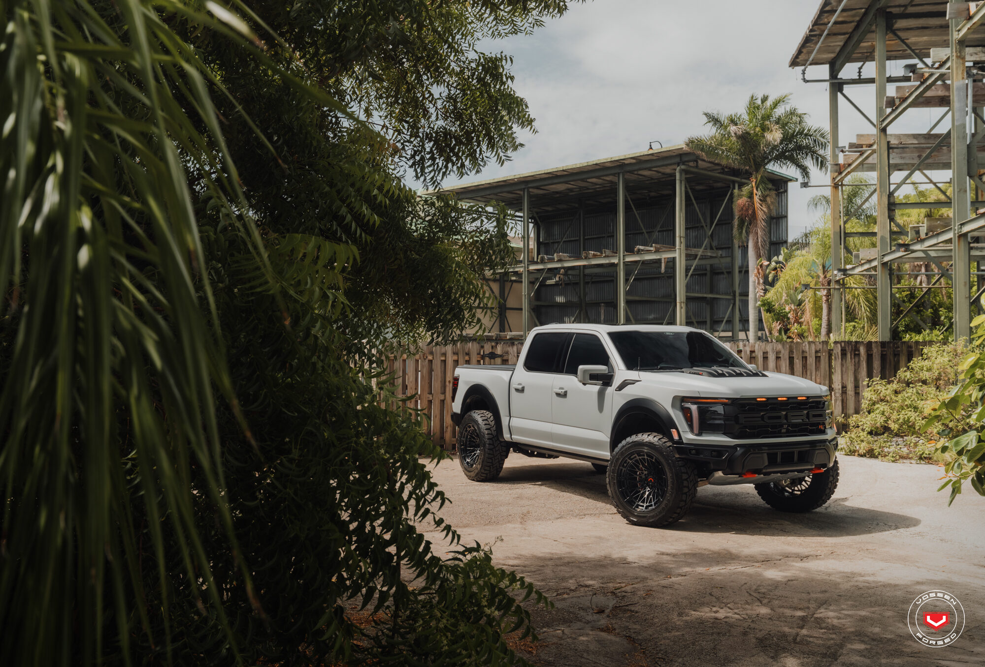 Linex Raptor Ford Ford F-150 Raptor R - LCX Series: LCX-03 - Vossen Wheels