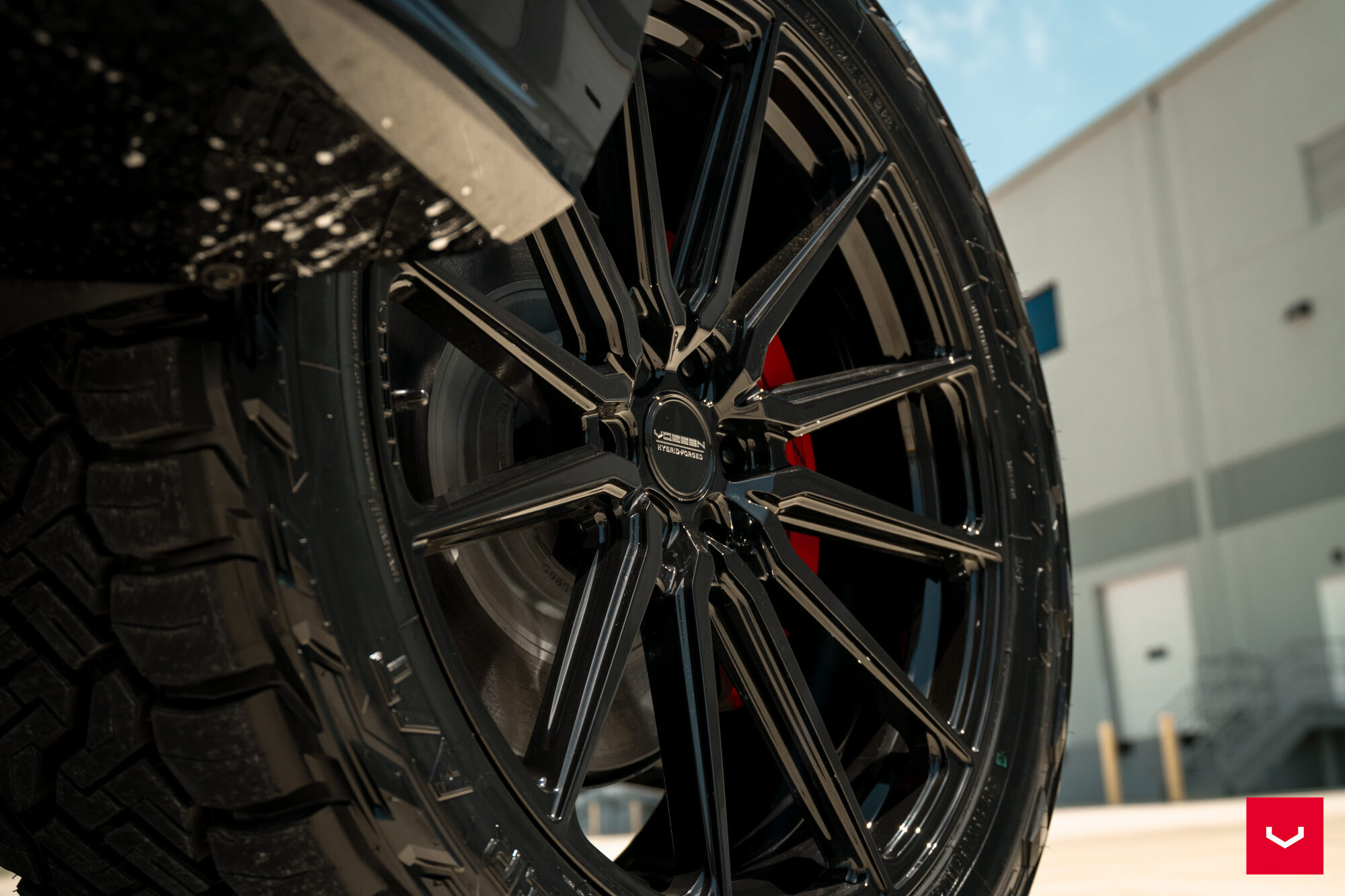 Cadillac Escalade V - Hybrid Forged Series: HF6-1 - Vossen Wheels