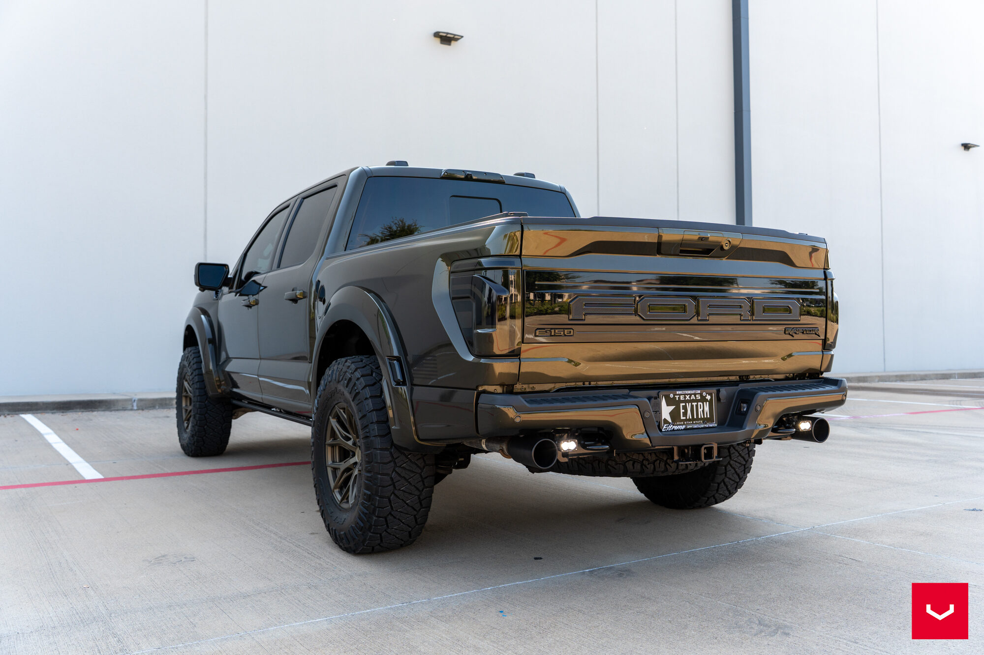 Ford F-150 Raptor - Hybrid Forged 6-Lug Series: HF6-4 - Vossen Wheels