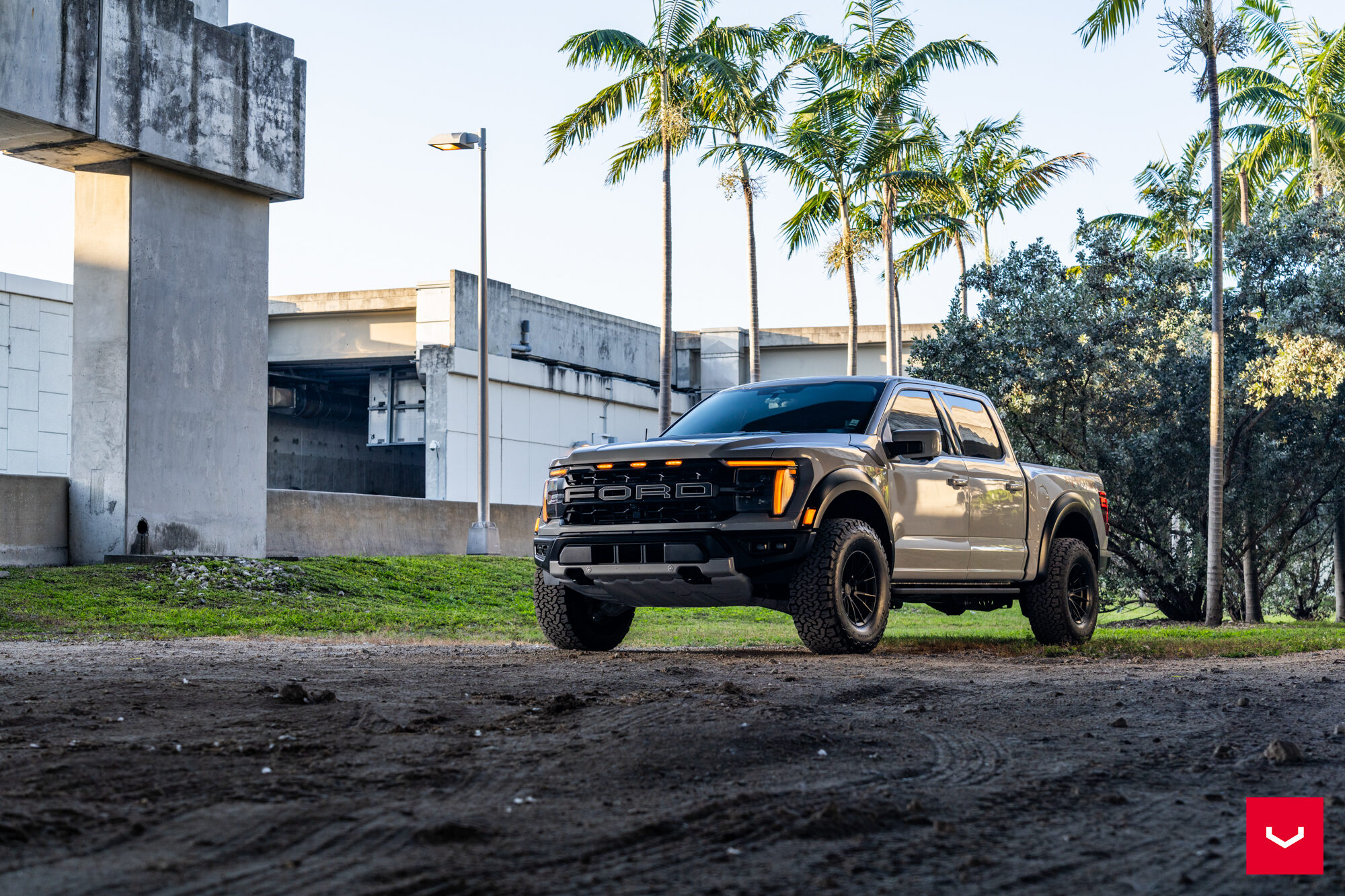 Stick Raptor Wheels Ford F-150 Raptor - HFX Series: HFX-2 (6-Lug) - Vossen Wheels