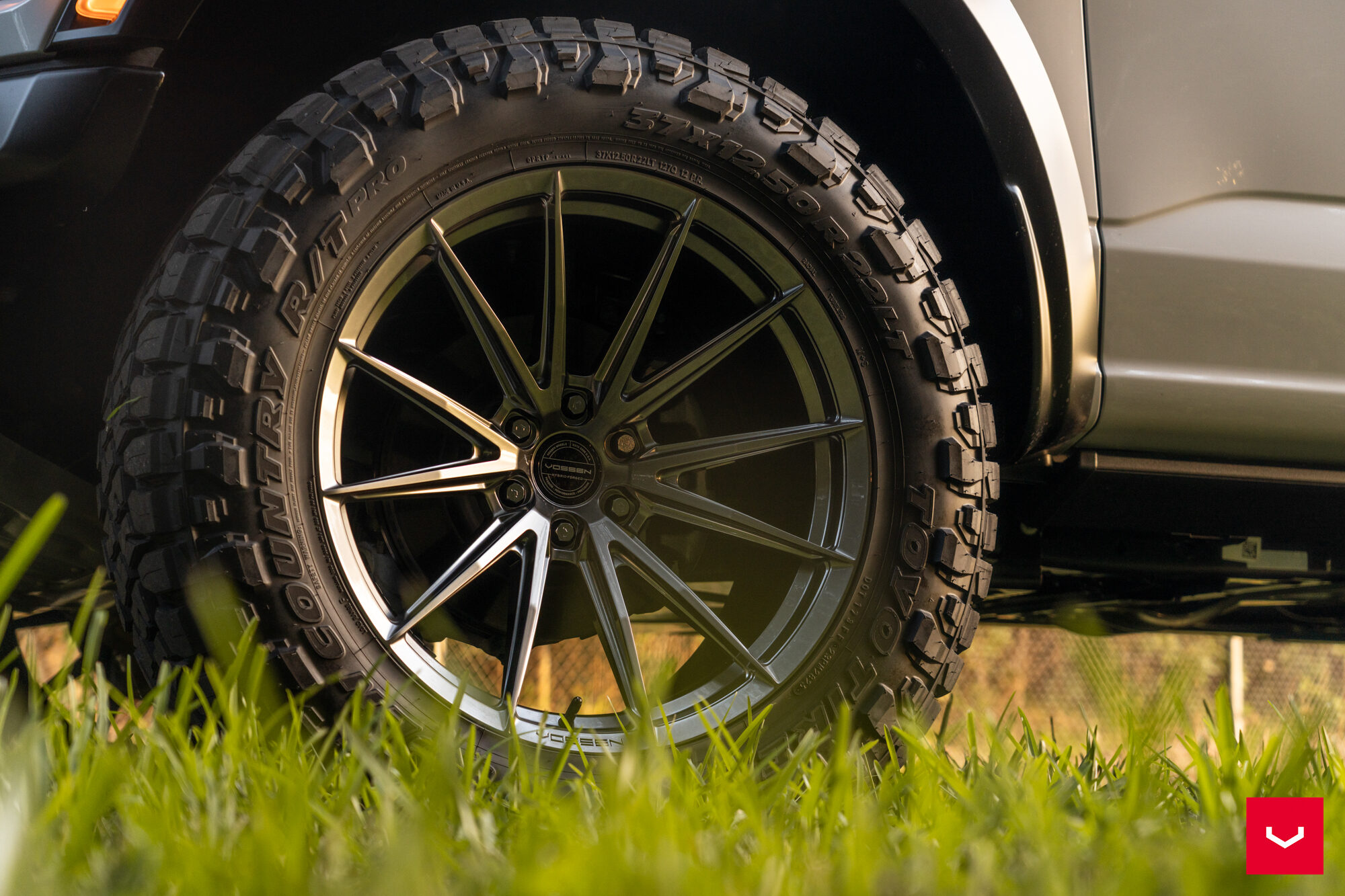 Ford F-150 Raptor R - HFX Series: HFX-2 (6-Lug) - Vossen Wheels