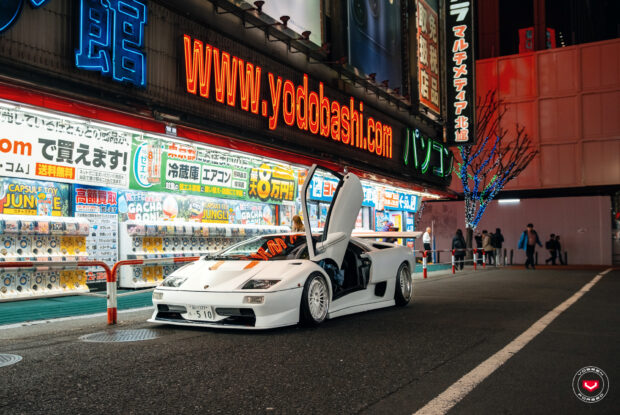 Lamborghini Diablo · GEN-04