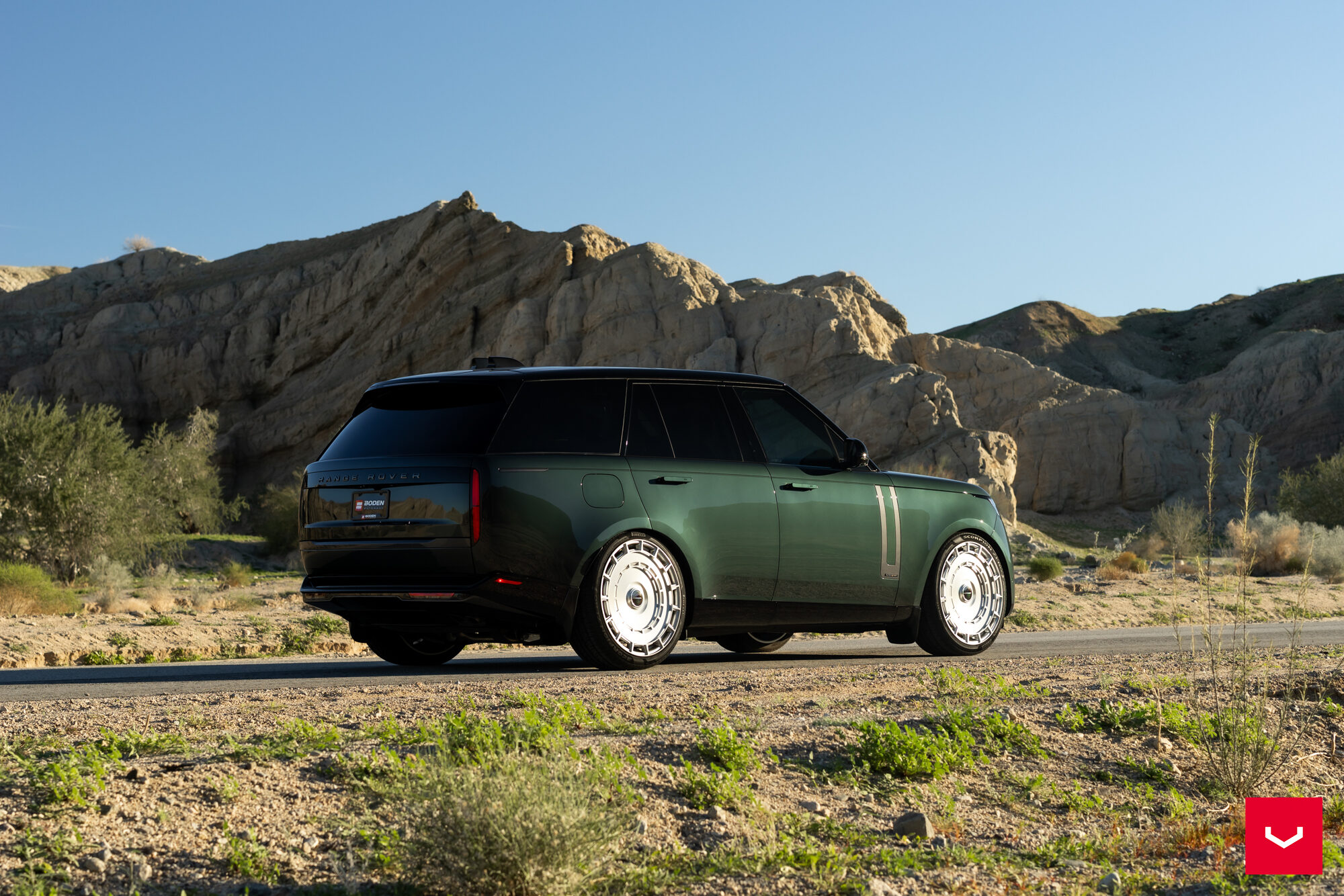 Land Rover Range Rover - Hybrid Forged Series: HF-9 - Vossen Wheels