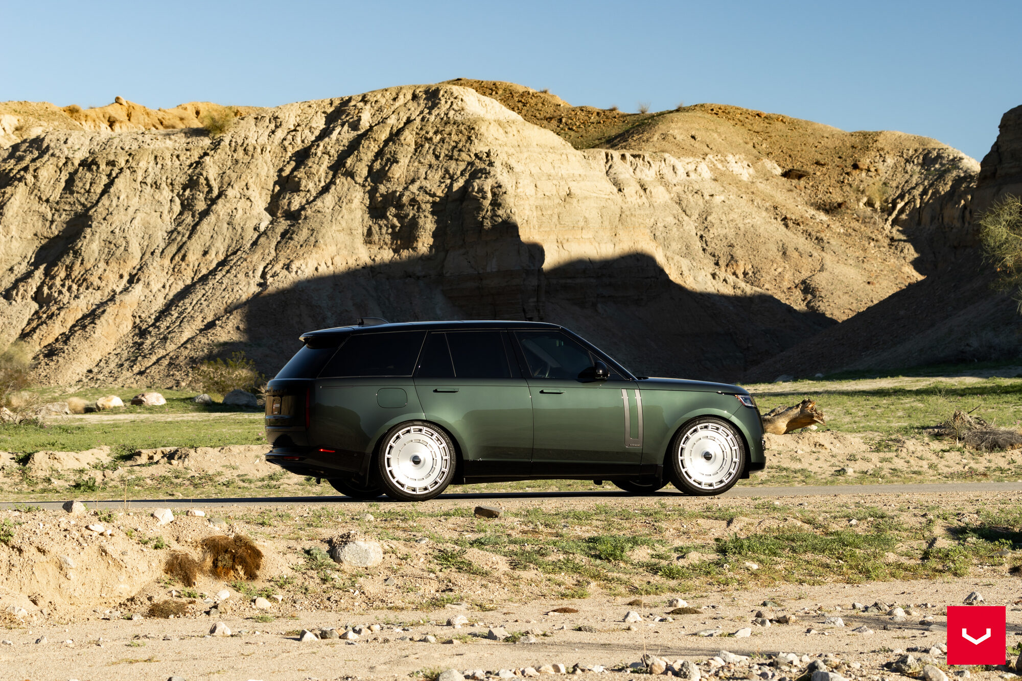 Land Rover Range Rover - Hybrid Forged Series: HF-9 - Vossen Wheels