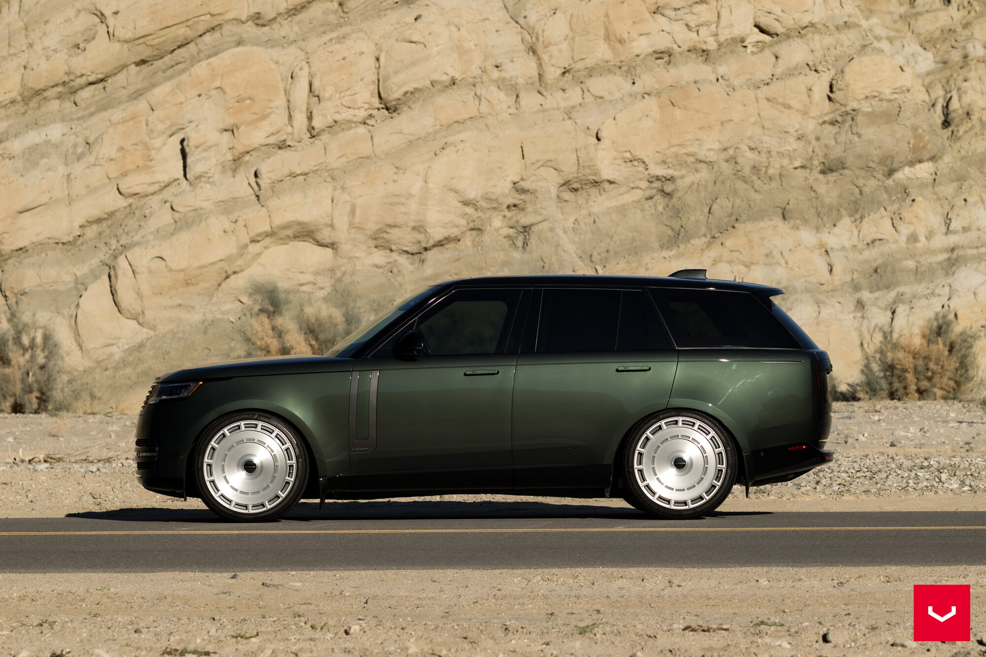 Land Rover Range Rover - Hybrid Forged Series: HF-9 - Vossen Wheels