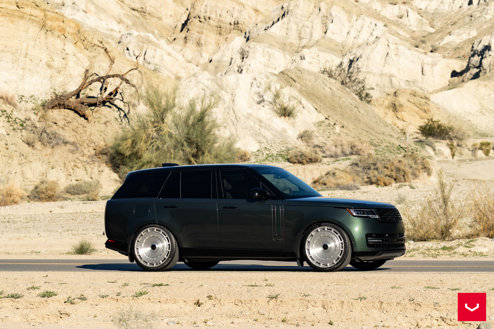 Land Rover Range Rover - Hybrid Forged Series: HF-9 - Vossen Wheels