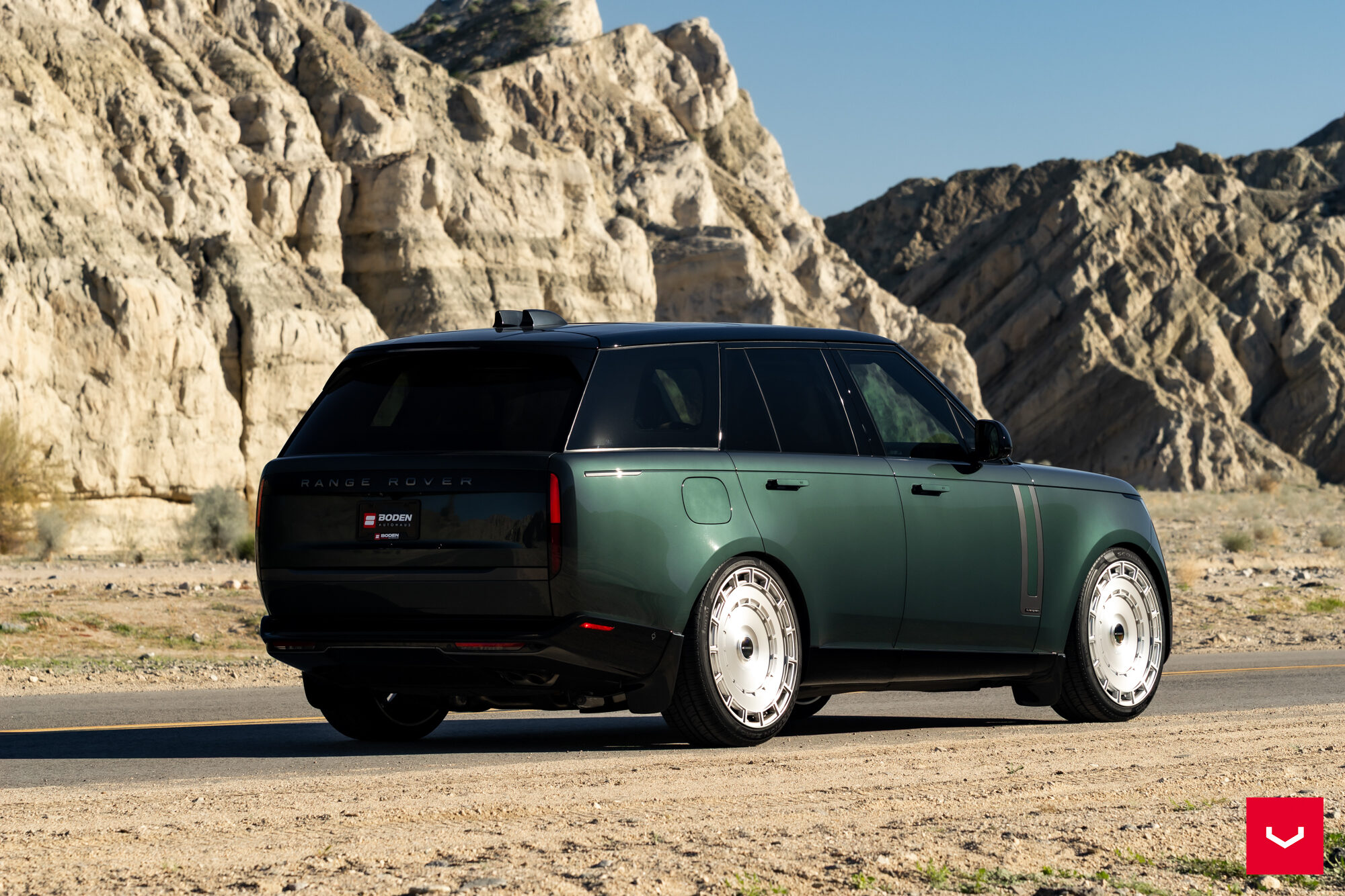 Range Rover With Rose Gold Rims Land Rover Range Rover - Hybrid Forged Series: HF-9 - Vossen Wheels