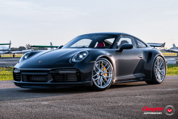 Porsche 992 Turbo S – Vossen x Champion RS19