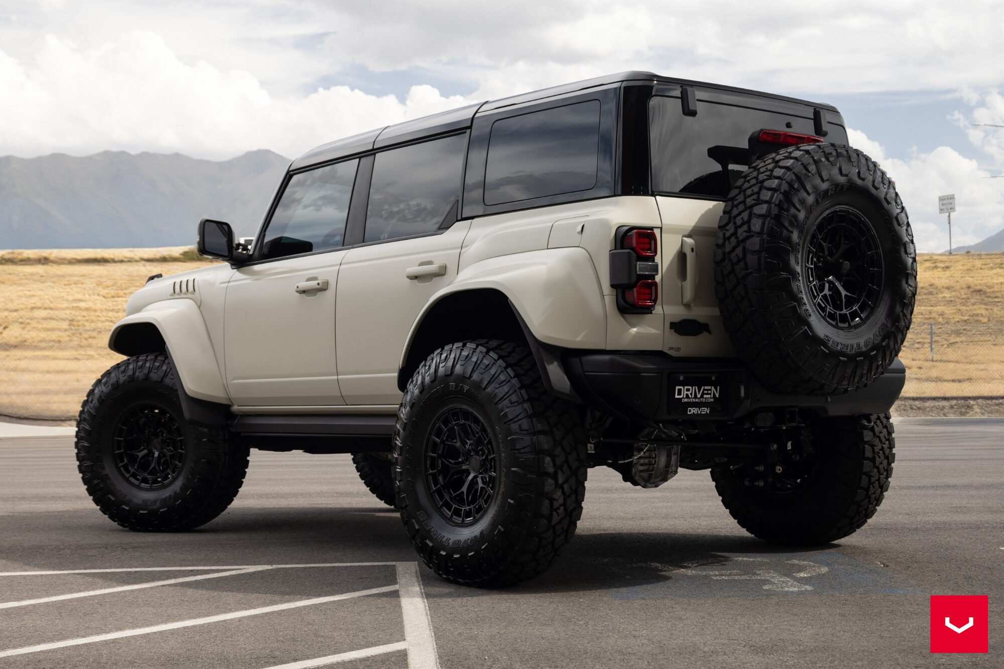 Ford Raptor Standard Rims Ford Bronco Raptor - HFX Series: HFX-1 (6-Lug) - Vossen Wheels